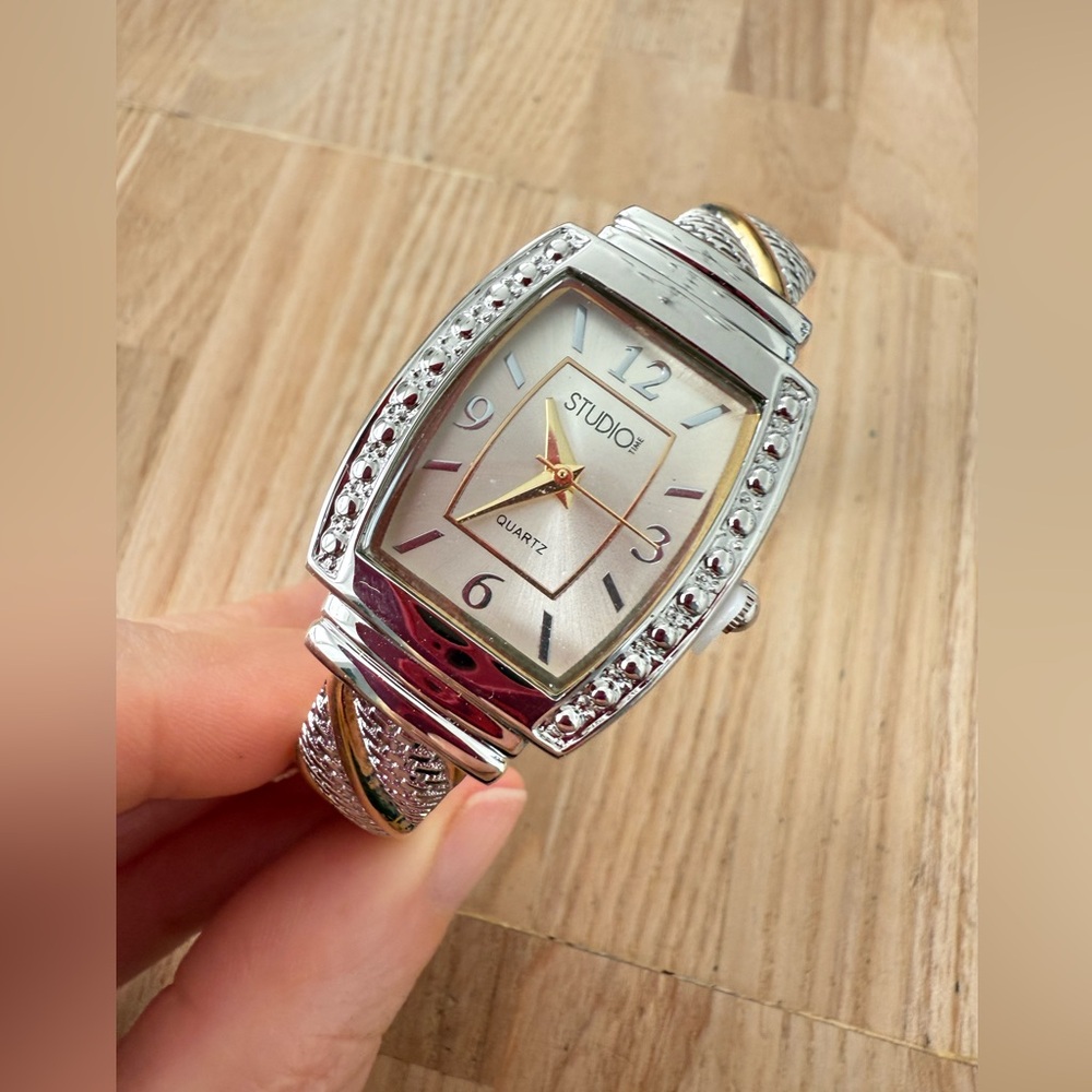 Studio time ladies silver tone gold tone cuff bracelet watch NEW BATTERY